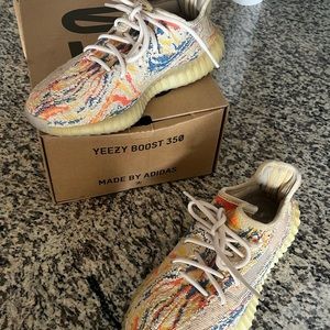 COPY - Unisex Yezzy boost 350